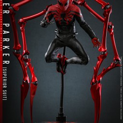 hot-toys-predstavila-novuju-figurku-pitera-parkera-iz-marvels-spider-man-2-e45e1f0.jpg